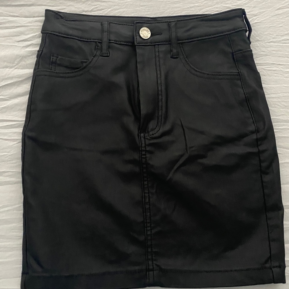 Leather skirt